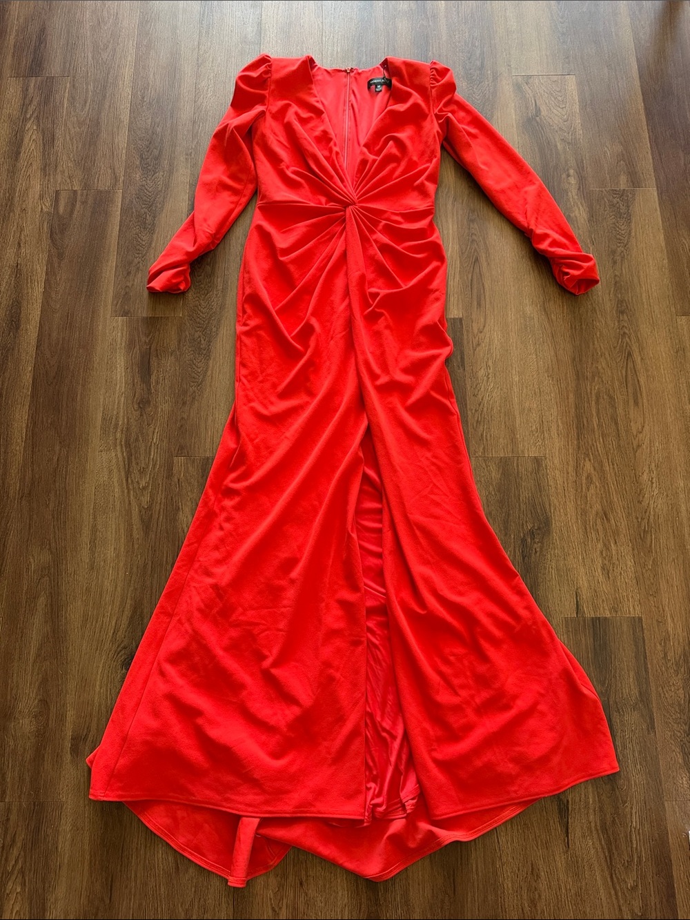 Tadashi Shoji Long Sleeve Mermaid Gown - Picture 4 of 8